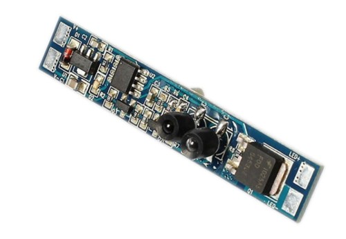 wlacznik-bezdotykowy-drzwiowy-12-24v-8a-ir002.jpg