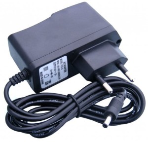 Zasilacz wtyczkowy 12V/1,0A DC 2,1/5,5